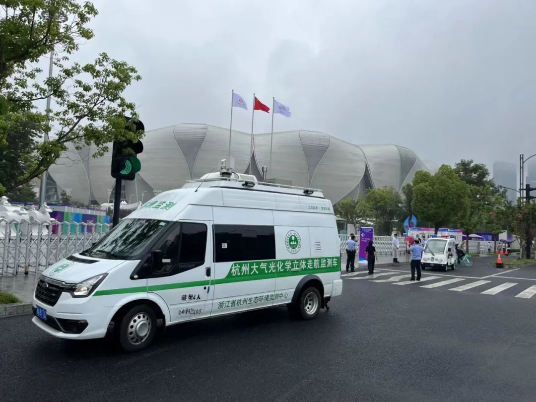 PG电子大气走航监测车.jpg